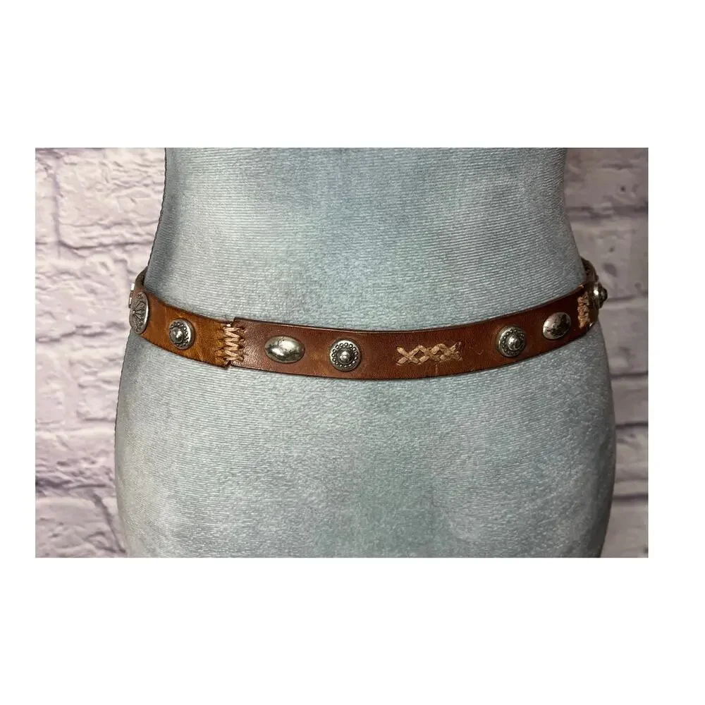 Vintage Y2K Fossil Western/Boho Style Leather Concho Belt